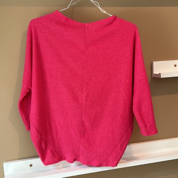 Pop of pink! Brushed, rib, high low knit top - Picture 2 of 4
